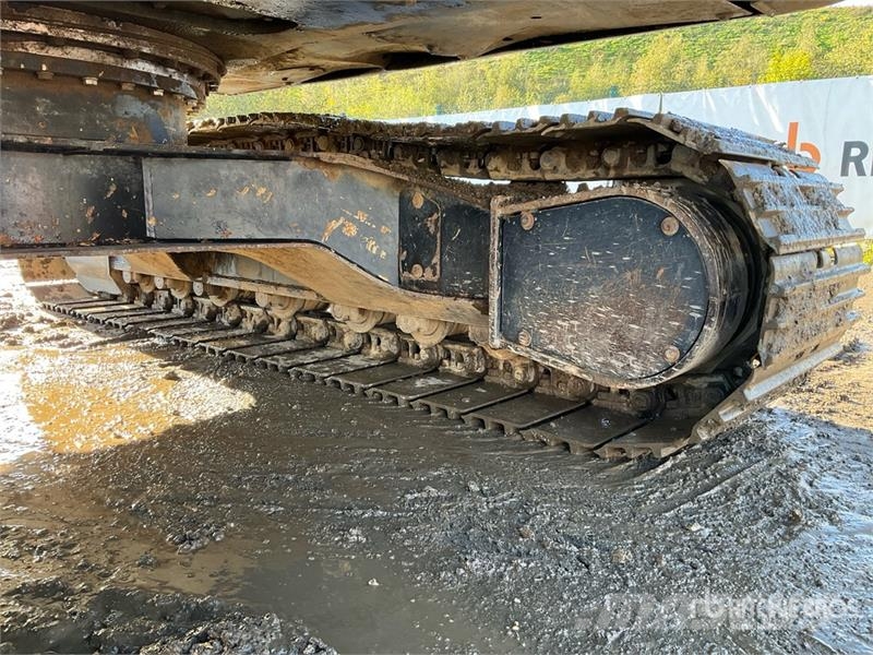 JCB JS131LC Tracked Excavator Crawler excavators