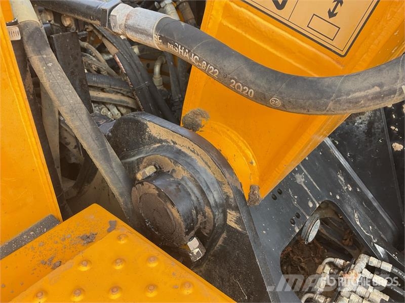 JCB JS131LC Tracked Excavator Crawler excavators