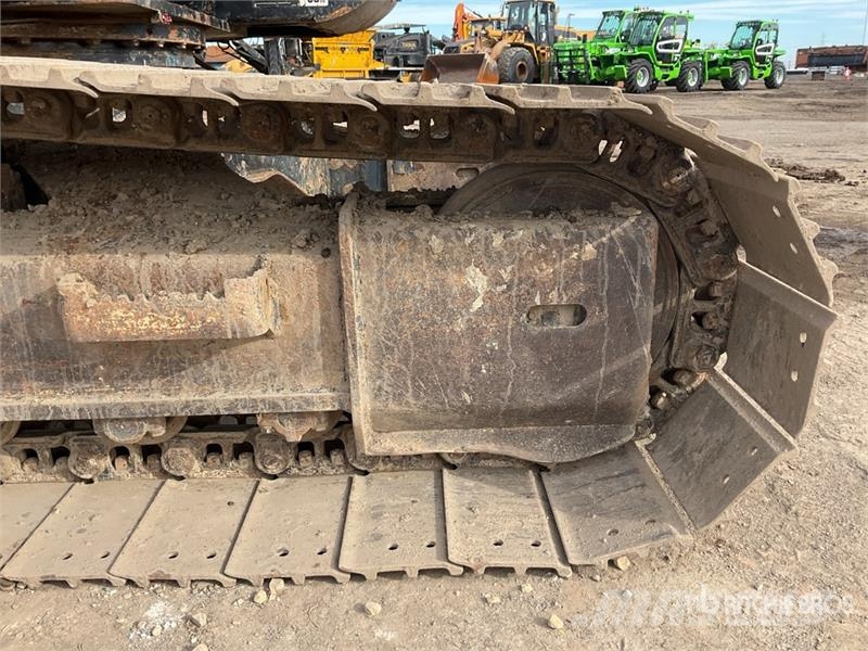 JCB JS131LC Tracked Excavator Crawler excavators