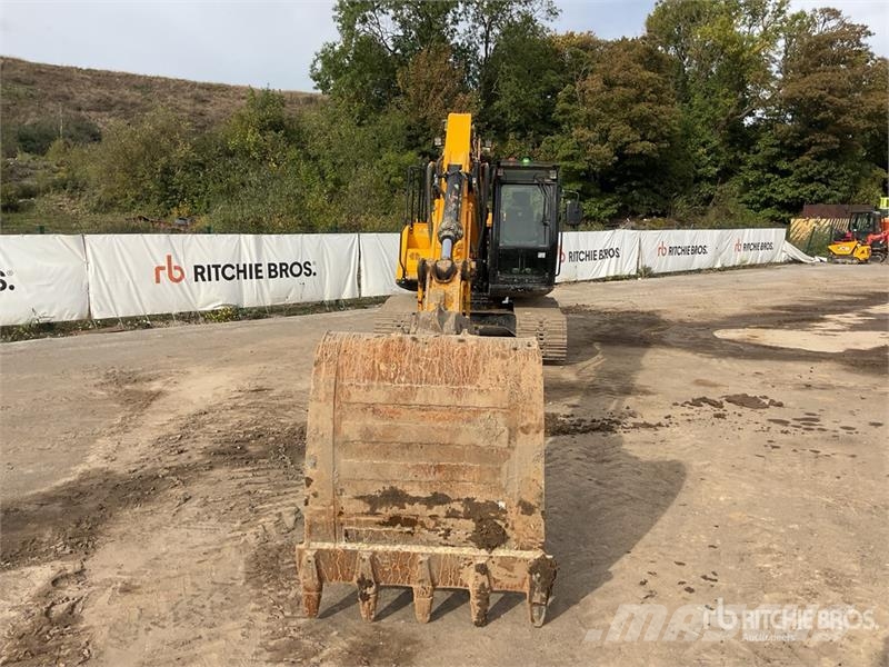 JCB JS131LC Tracked Excavator Crawler excavators