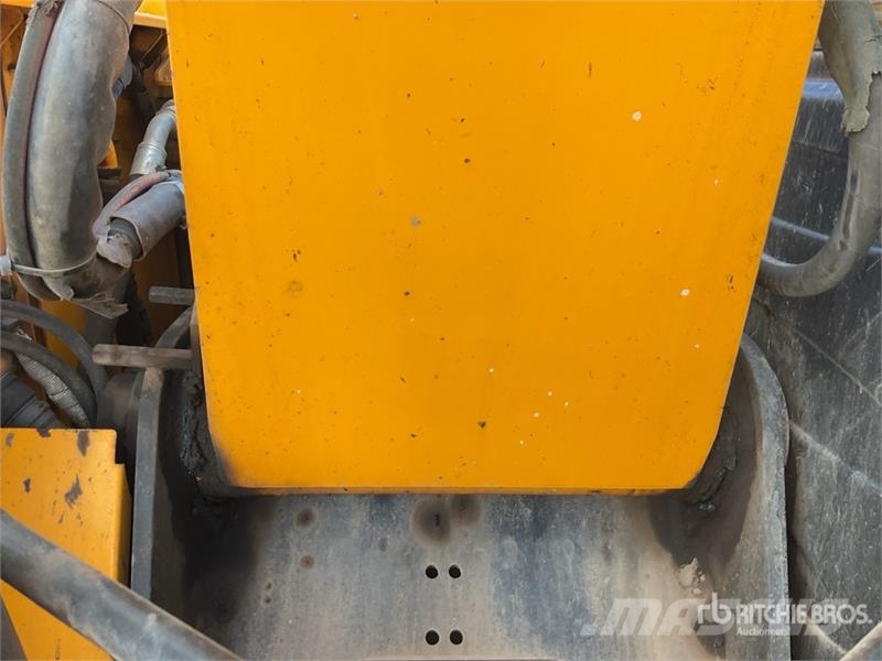 JCB JS145LC 4F Tracked Excavator Raupenbagger