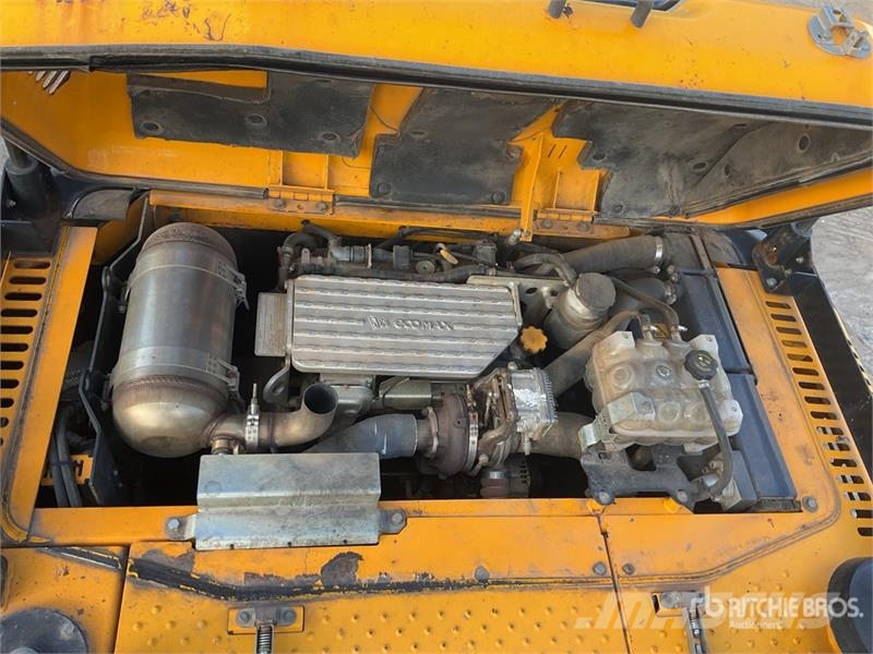 JCB JS145LC 4F Tracked Excavator Raupenbagger