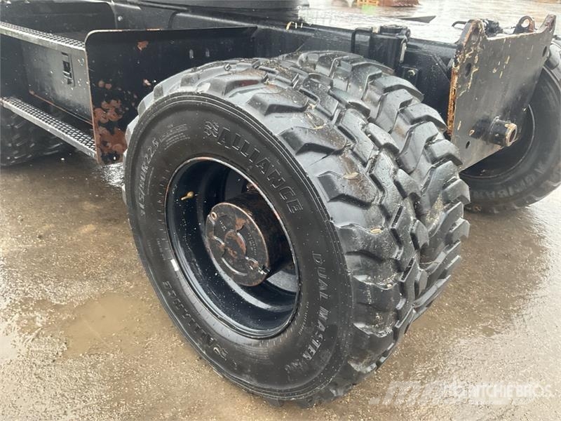 JCB JS145W Wielgraafmachines