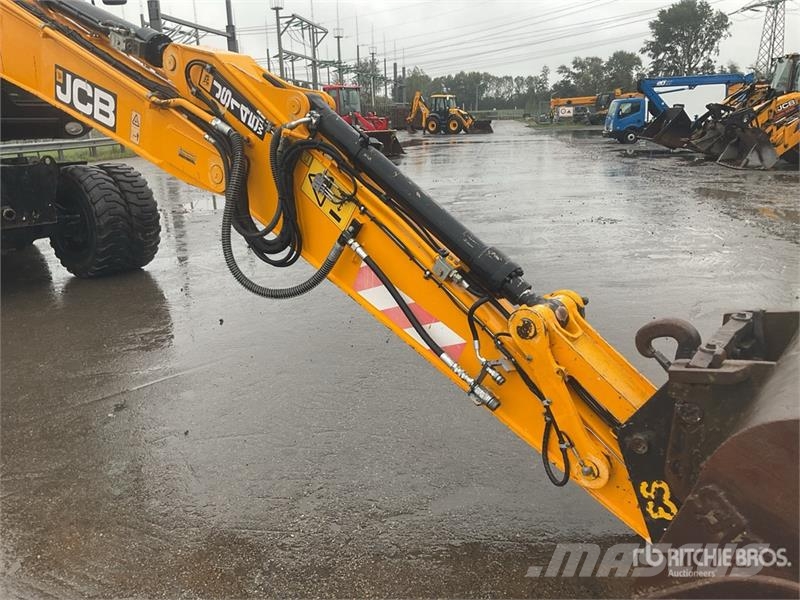 JCB JS145W Wielgraafmachines