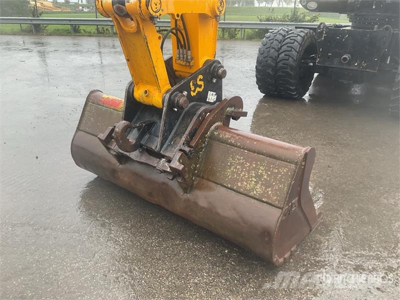 JCB JS145W Wielgraafmachines