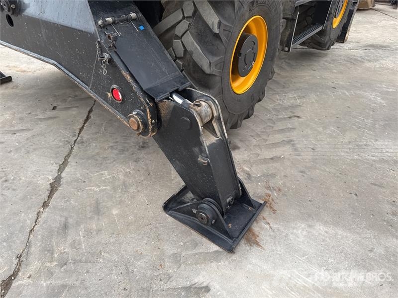 JCB JS145WT-SV Pelle Sur Pneus Wheel Excavator Escavatori gommati