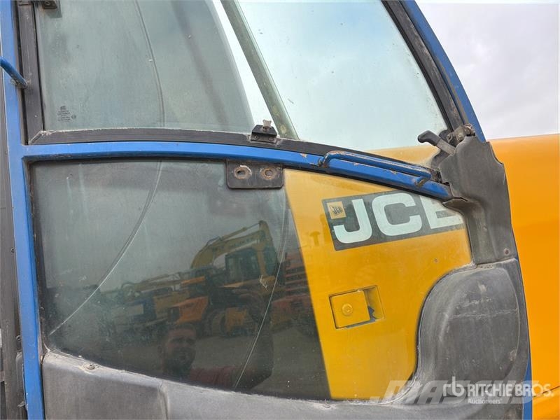 JCB JS175W Wheeled excavators