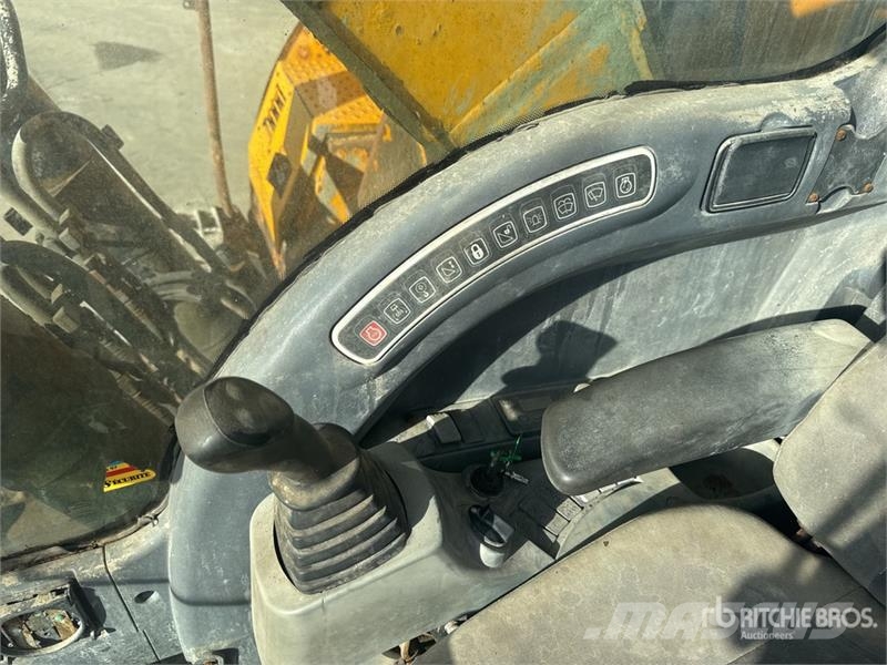 JCB JS220 Pelle A Chenilles Tracked Excavator Roomikekskavaatorid
