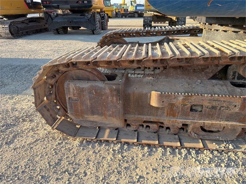 JCB JS220 Tracked Excavator Верижен екскаватор