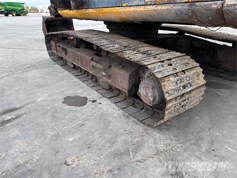 JCB JS240NC Pelle Sur Chenilles Tracked Excavator Raupenbagger