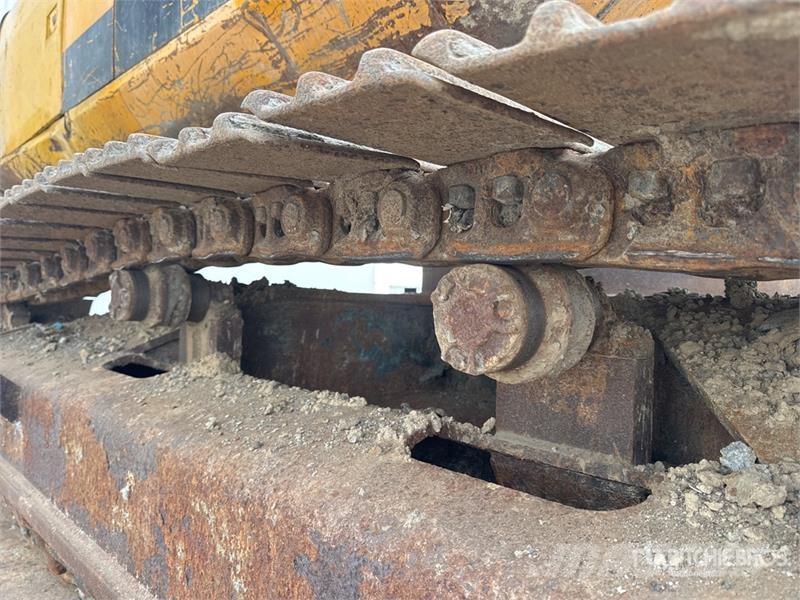 JCB JS240NC Pelle Sur Chenilles Tracked Excavator Crawler excavators