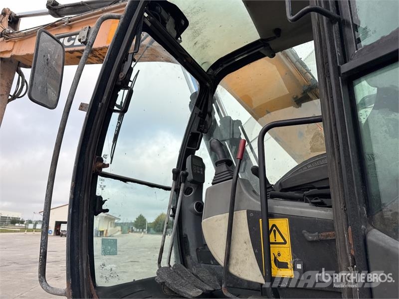 JCB JS240NC Pelle Sur Chenilles Tracked Excavator Raupenbagger