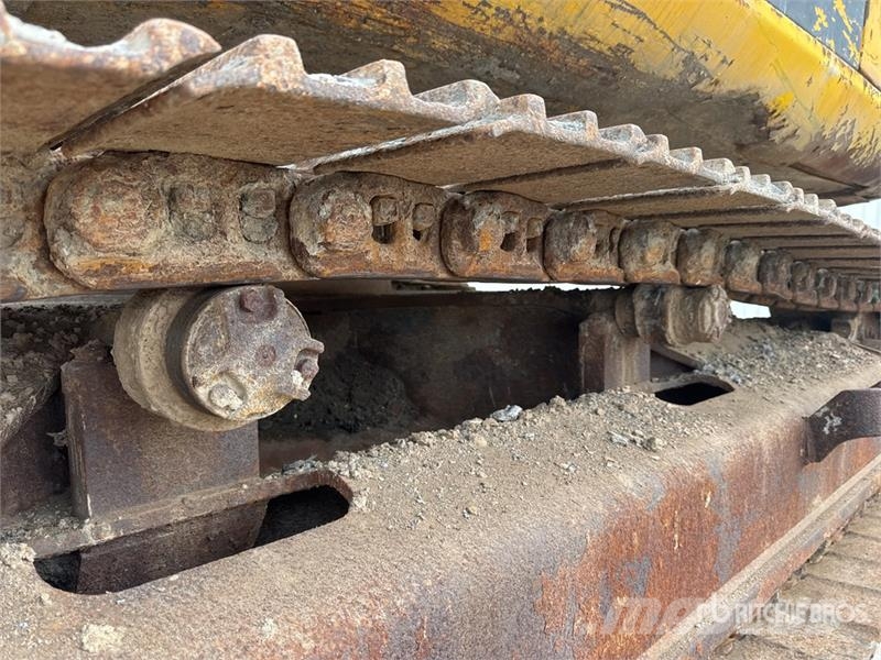 JCB JS240NC Pelle Sur Chenilles Tracked Excavator Crawler excavators