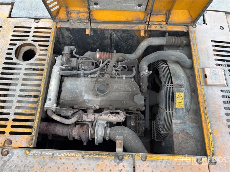 JCB JS240NC Pelle Sur Chenilles Tracked Excavator Raupenbagger