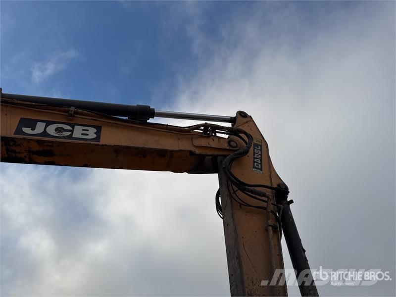 JCB JS240NC Pelle Sur Chenilles Tracked Excavator Raupenbagger