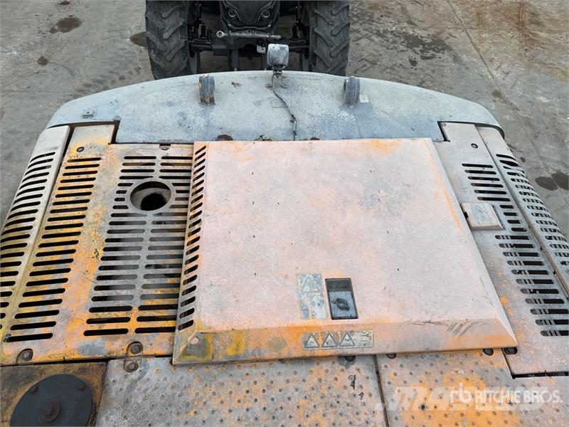 JCB JS240NC Pelle Sur Chenilles Tracked Excavator Raupenbagger