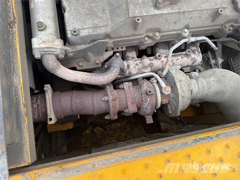 JCB JS240NC Pelle Sur Chenilles Tracked Excavator Crawler excavators
