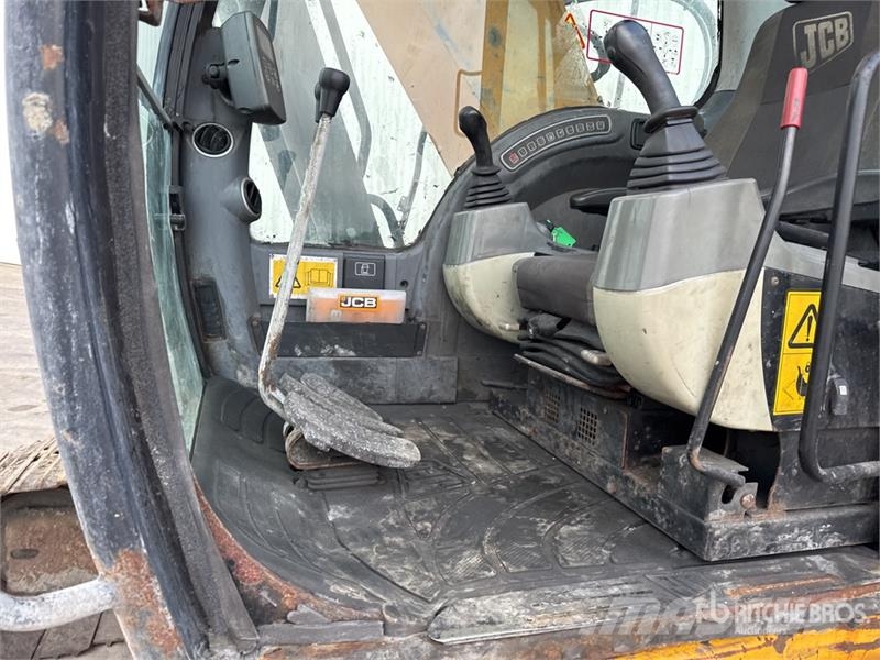 JCB JS240NC Pelle Sur Chenilles Tracked Excavator Raupenbagger