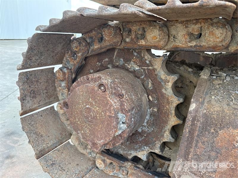 JCB JS240NC Pelle Sur Chenilles Tracked Excavator Crawler excavators