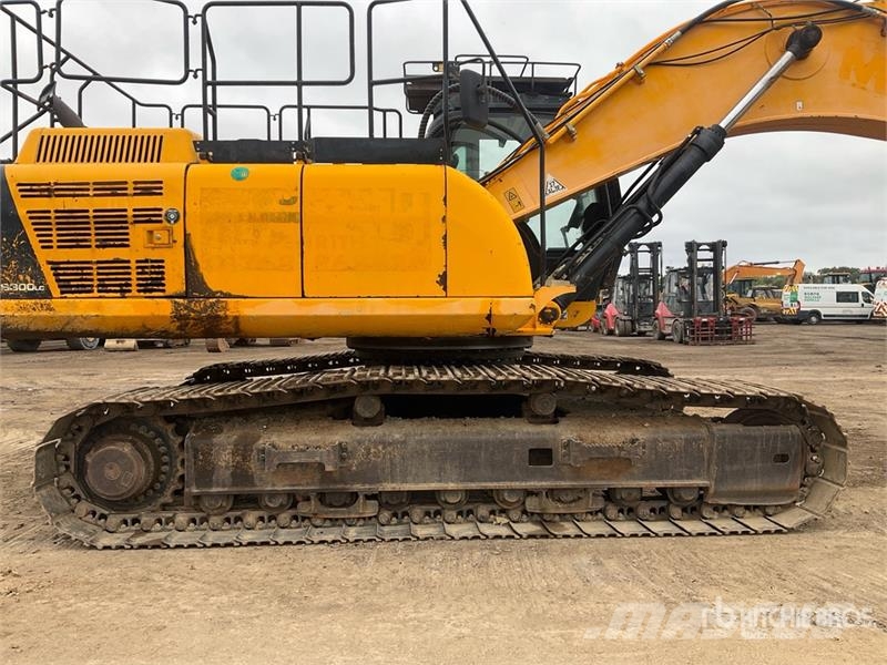JCB JS300LC Tracked Excavator Kāpurķēžu ekskavatori