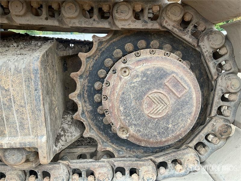 JCB JS300LC Tracked Excavator Kāpurķēžu ekskavatori