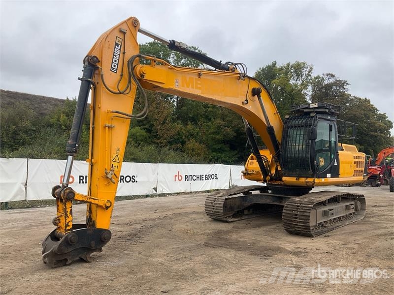 JCB JS300LC Tracked Excavator Kāpurķēžu ekskavatori