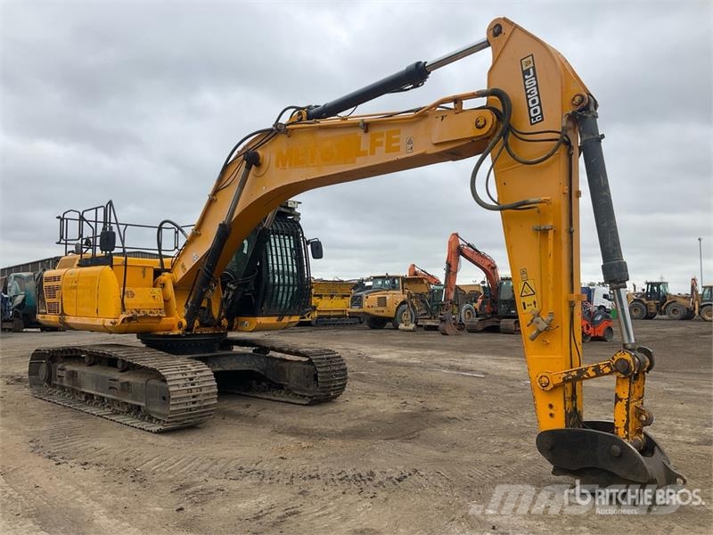 JCB JS300LC Tracked Excavator Kāpurķēžu ekskavatori