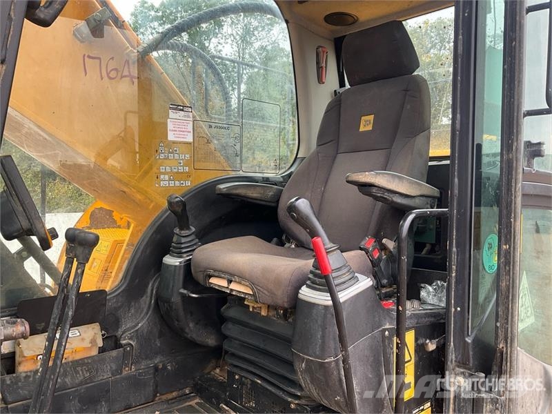 JCB JS300LC Tracked Excavator Kāpurķēžu ekskavatori