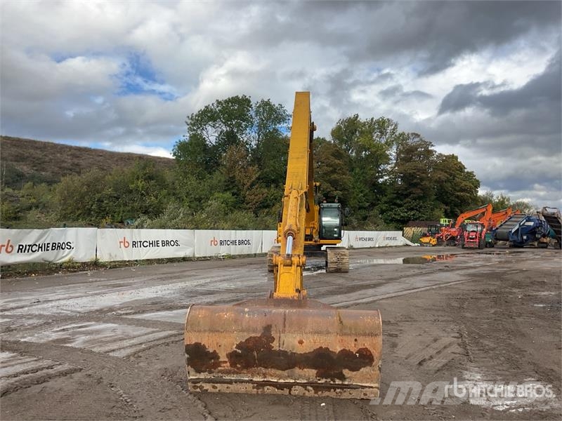 JCB JS330 Long Reach Tracked Excavator Crawler excavators