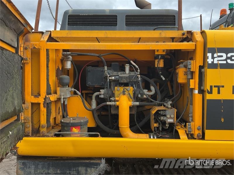 JCB JS330 Long Reach Tracked Excavator Crawler excavators