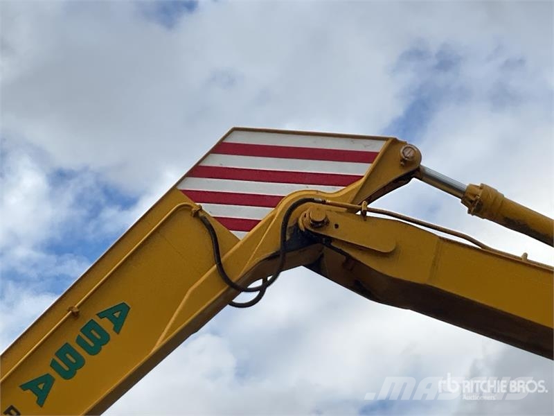 JCB JS330 Long Reach Tracked Excavator Crawler excavators