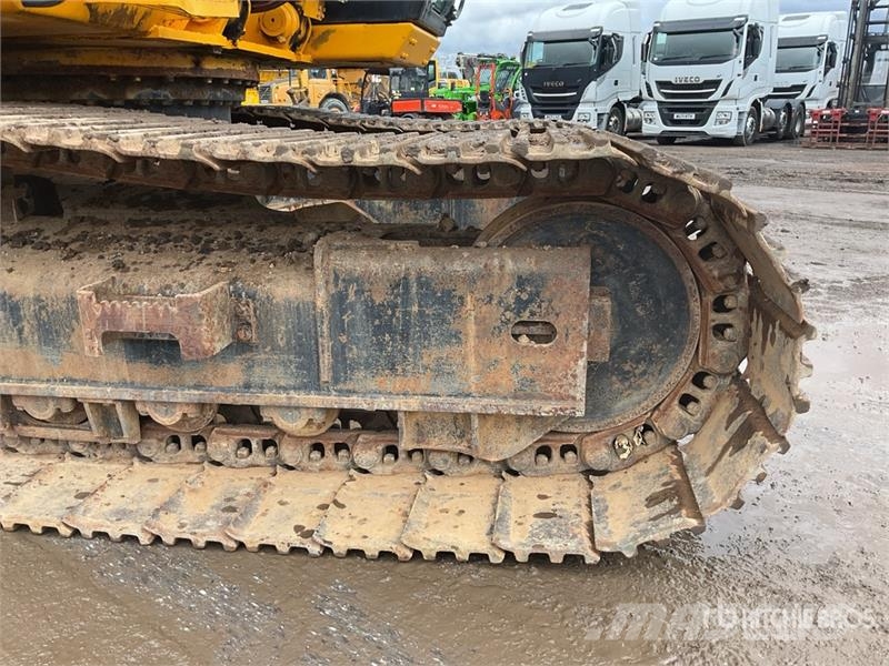 JCB JS330 Long Reach Tracked Excavator Crawler excavators