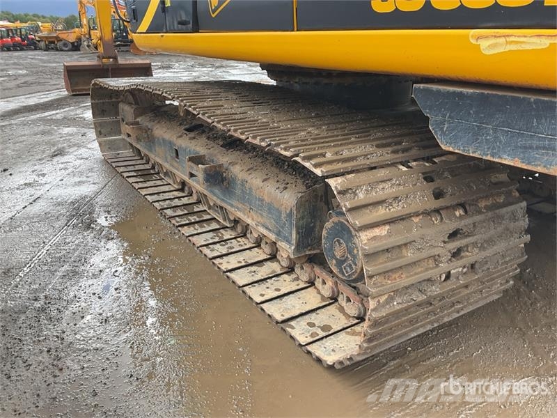 JCB JS330 Long Reach Tracked Excavator Crawler excavators