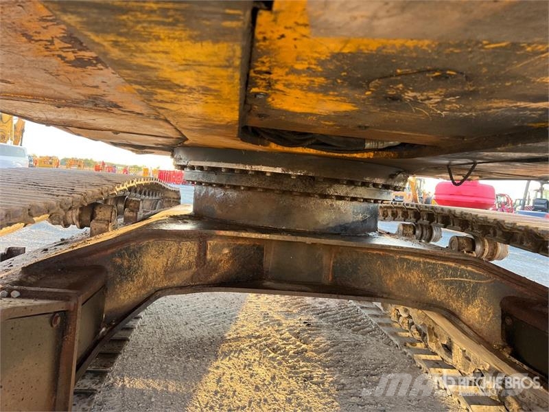 JCB JS330 Tracked Excavator Верижен екскаватор