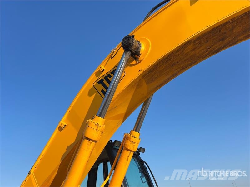 JCB JS330 Tracked Excavator Верижен екскаватор