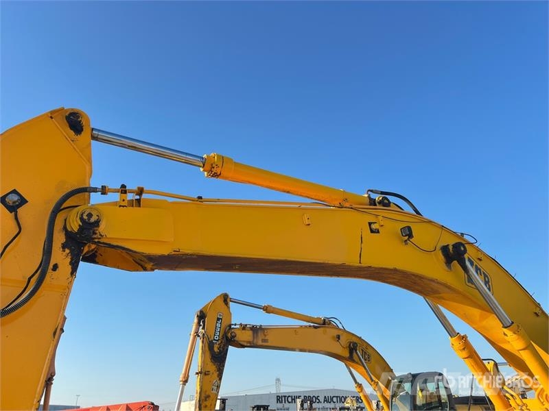 JCB JS330 Tracked Excavator Верижен екскаватор