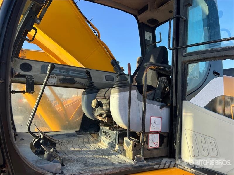 JCB JS330 Tracked Excavator Верижен екскаватор