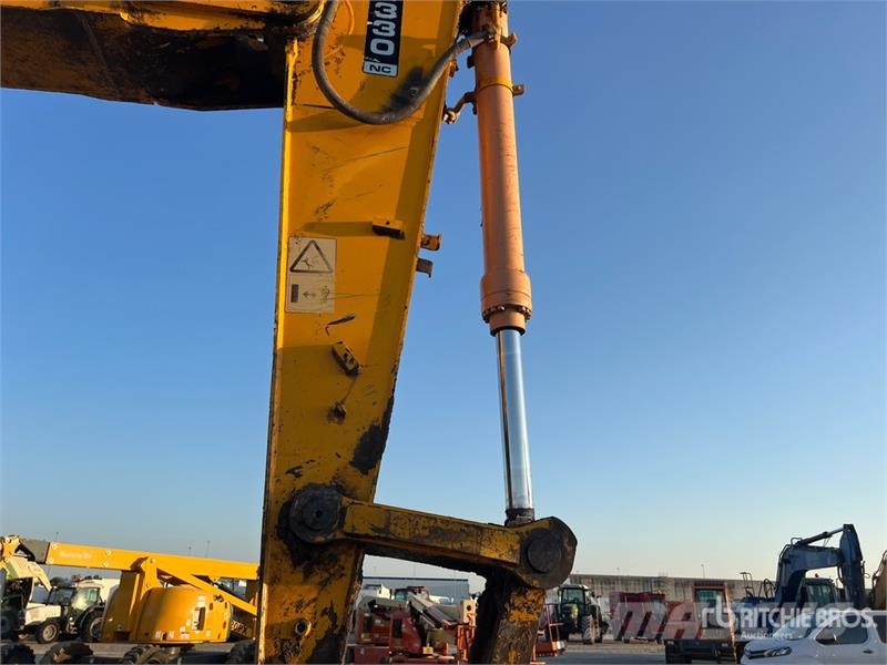 JCB JS330 Tracked Excavator Верижен екскаватор