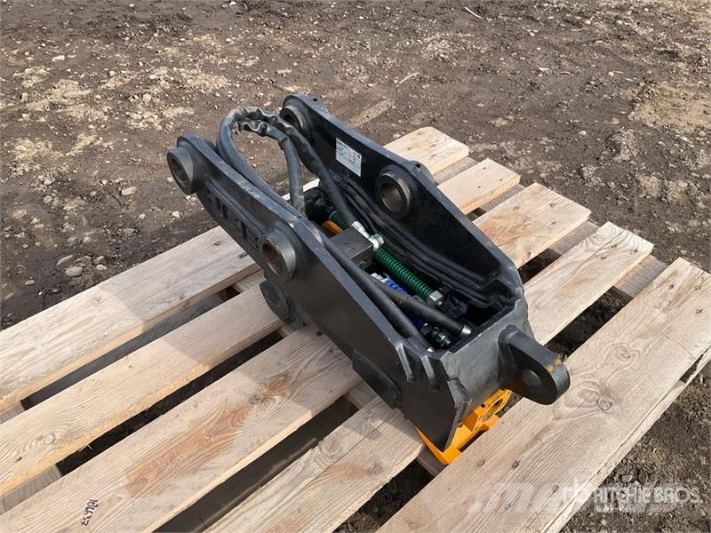 JCB Quick Coupler (Unused) Brze spojke