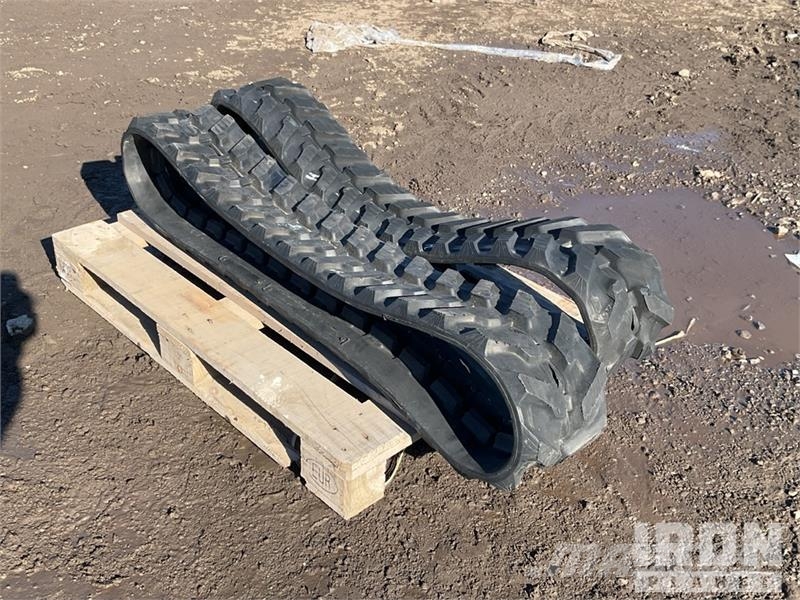 JCB Rubber 230x35x96 Tracks (Unused) Other components
