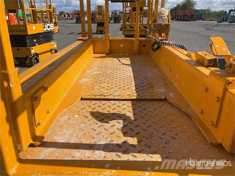 JCB S1930E Electric Scissor Lift 가위형 리프트