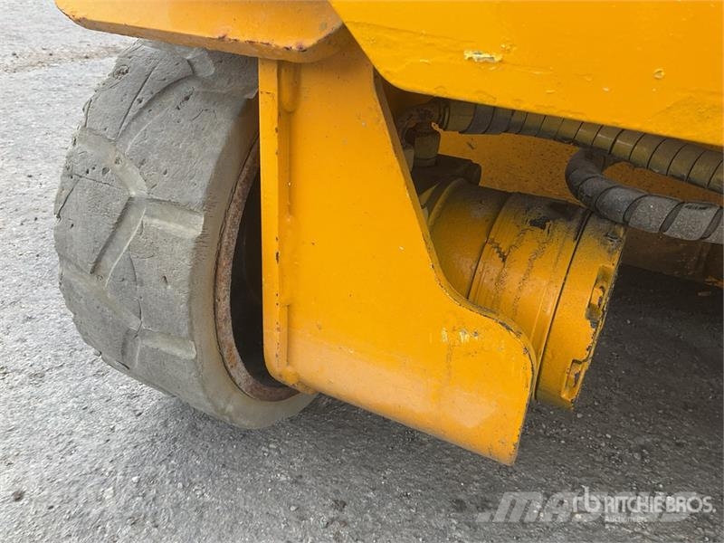 JCB S1930E Electric Scissor Lift 가위형 리프트