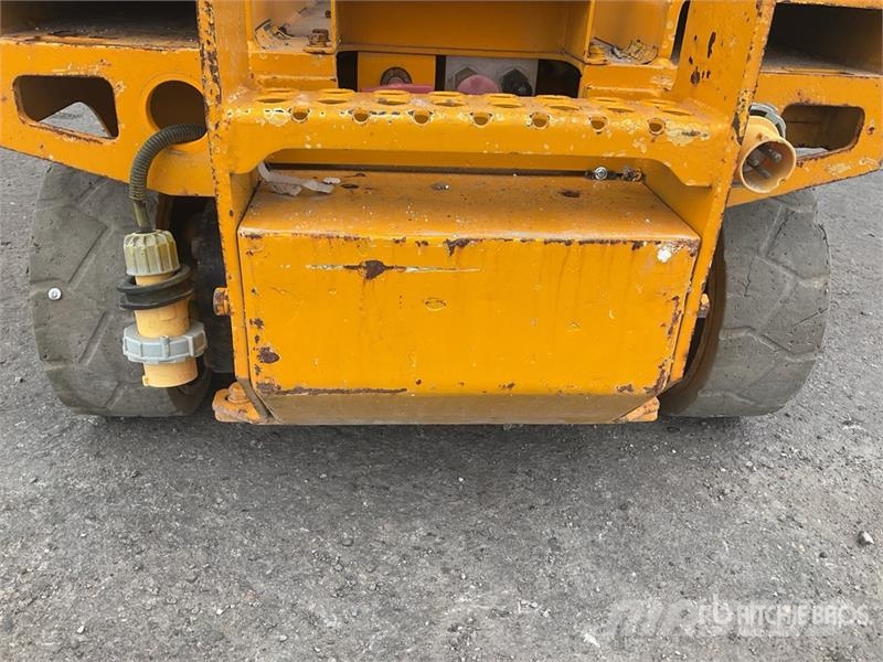 JCB S1930E Electric Scissor Lift 가위형 리프트