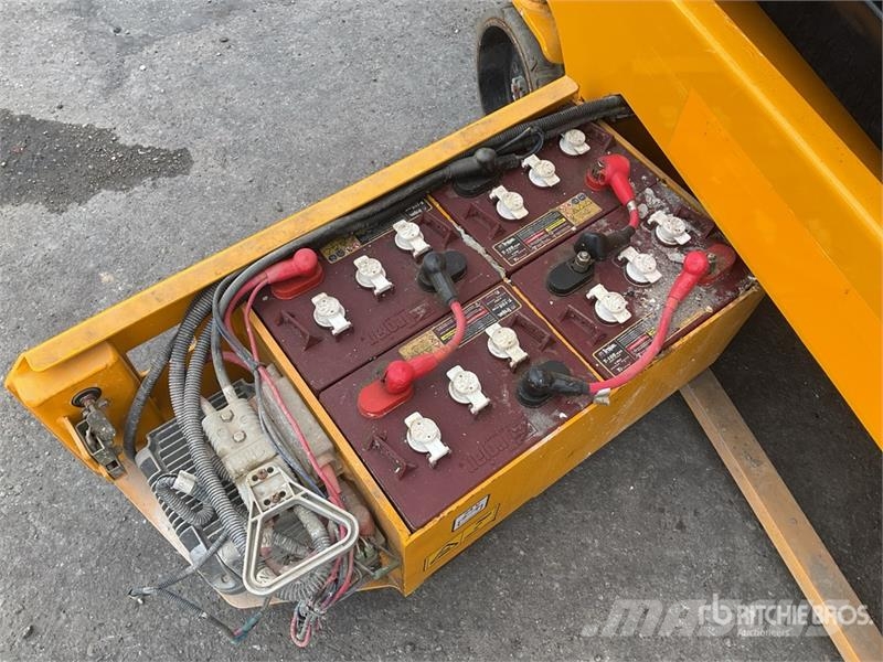 JCB S1930E Electric Scissor Lift 가위형 리프트