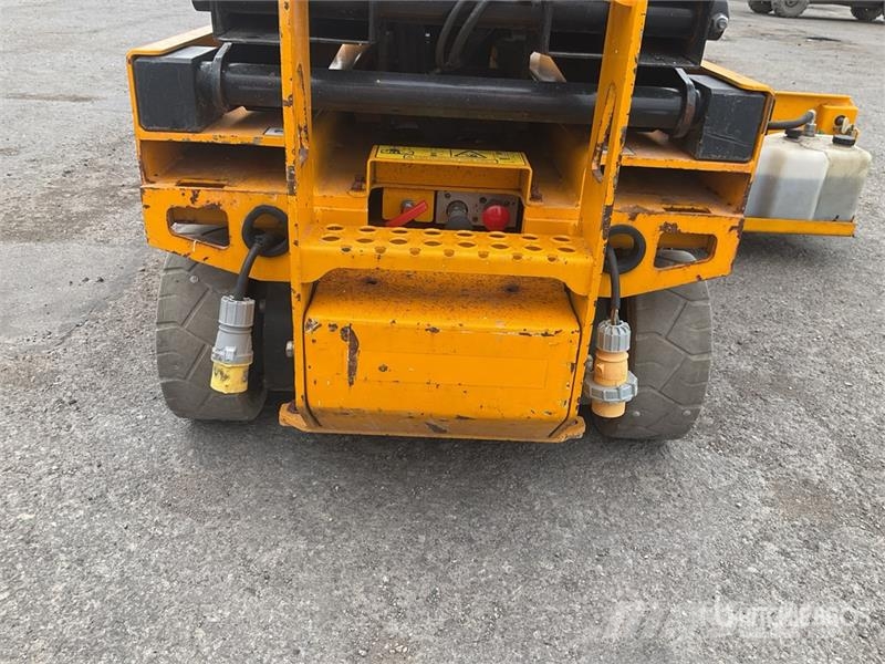 JCB S1930E Electric Scissor Lift Škarjaste dvižne ploščadi