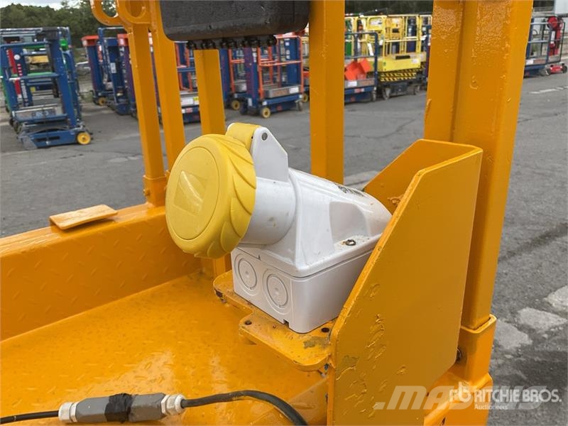 JCB S1930E Electric Scissor Lift 가위형 리프트