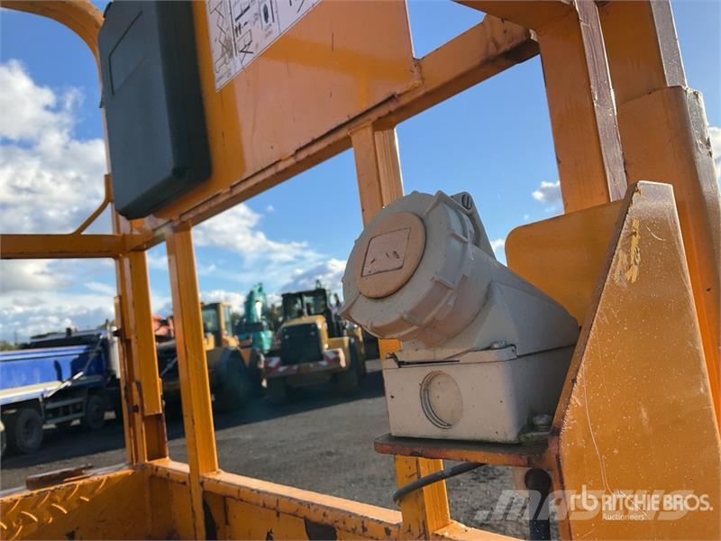 JCB S4046E Scheren-Arbeitsbühnen