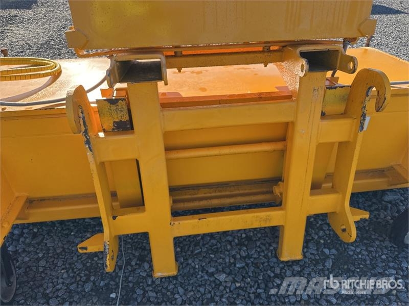 JCB Sweeper Attachment Perii