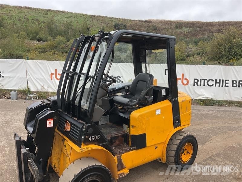 JCB TLT30D مناولات متداخلة