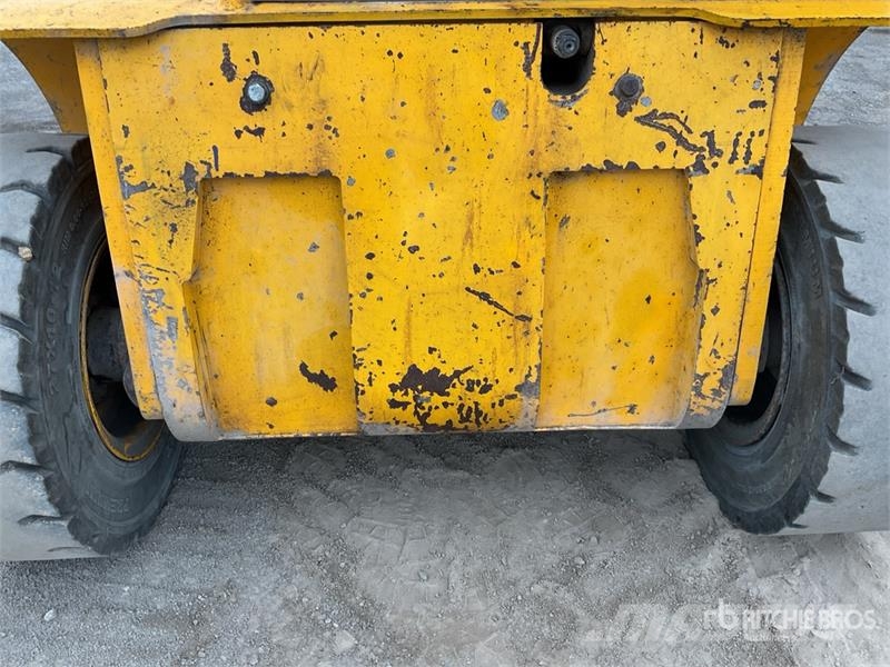 JCB TLT30D مناولات متداخلة